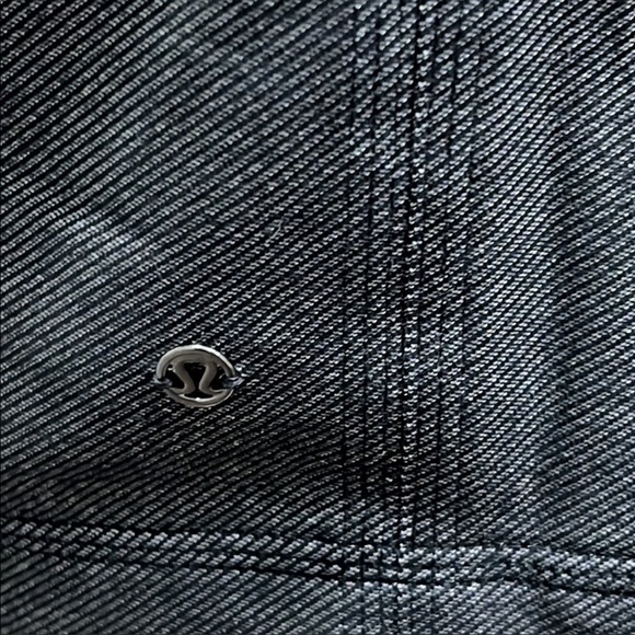 Lululemon Cocoon Car Coat Jacket Black Gray Size XS - Picture 8 of 10
